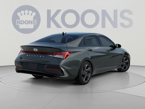 New 2026 Hyundai Elantra SEL Sport FWD image 7