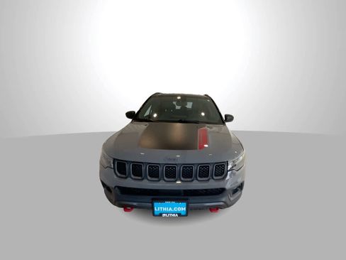 Used 2023 Jeep Compass Trailhawk image 3