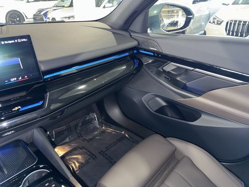 Certified 2025 BMW 530i 530i image 30