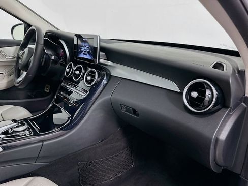 Used 2015 Mercedes-Benz C 300 Sedan image 28