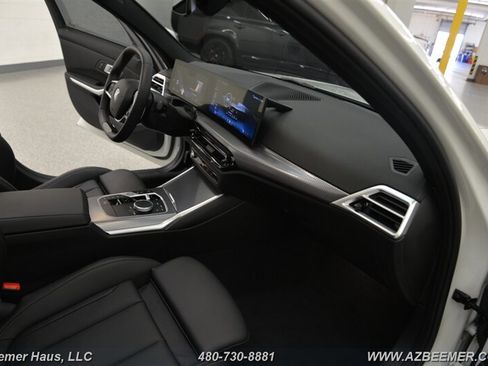 Used 2026 BMW 330i Sedan w/ Convenience Package RWD image 21