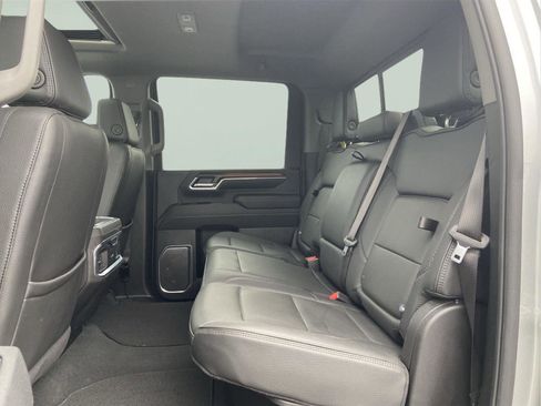 Used 2024 GMC Sierra 2500 Denali w/ Denali Reserve Package image 19
