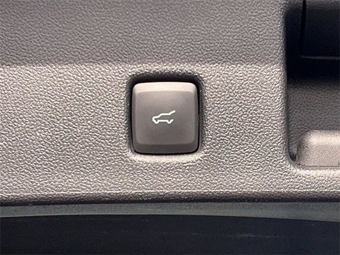 Used 2022 Ford Escape SEL image 16