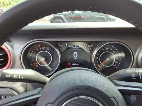 Used 2022 Jeep Gladiator Sport AWD/4WD image 15