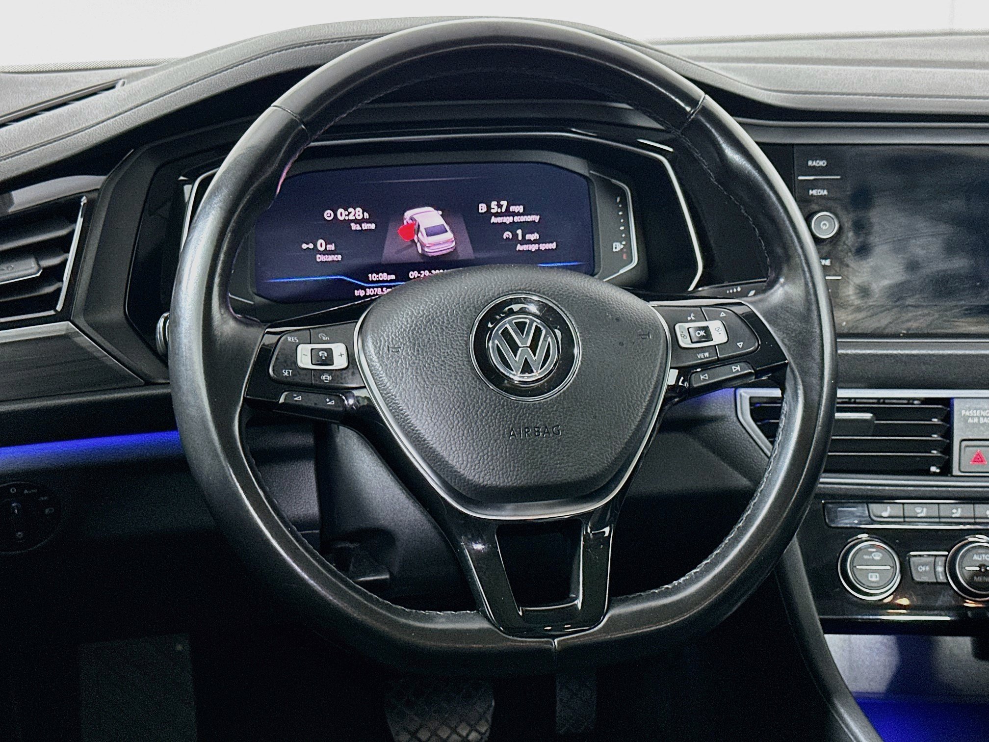 Used 2019 Volkswagen Jetta SEL FWD image 18