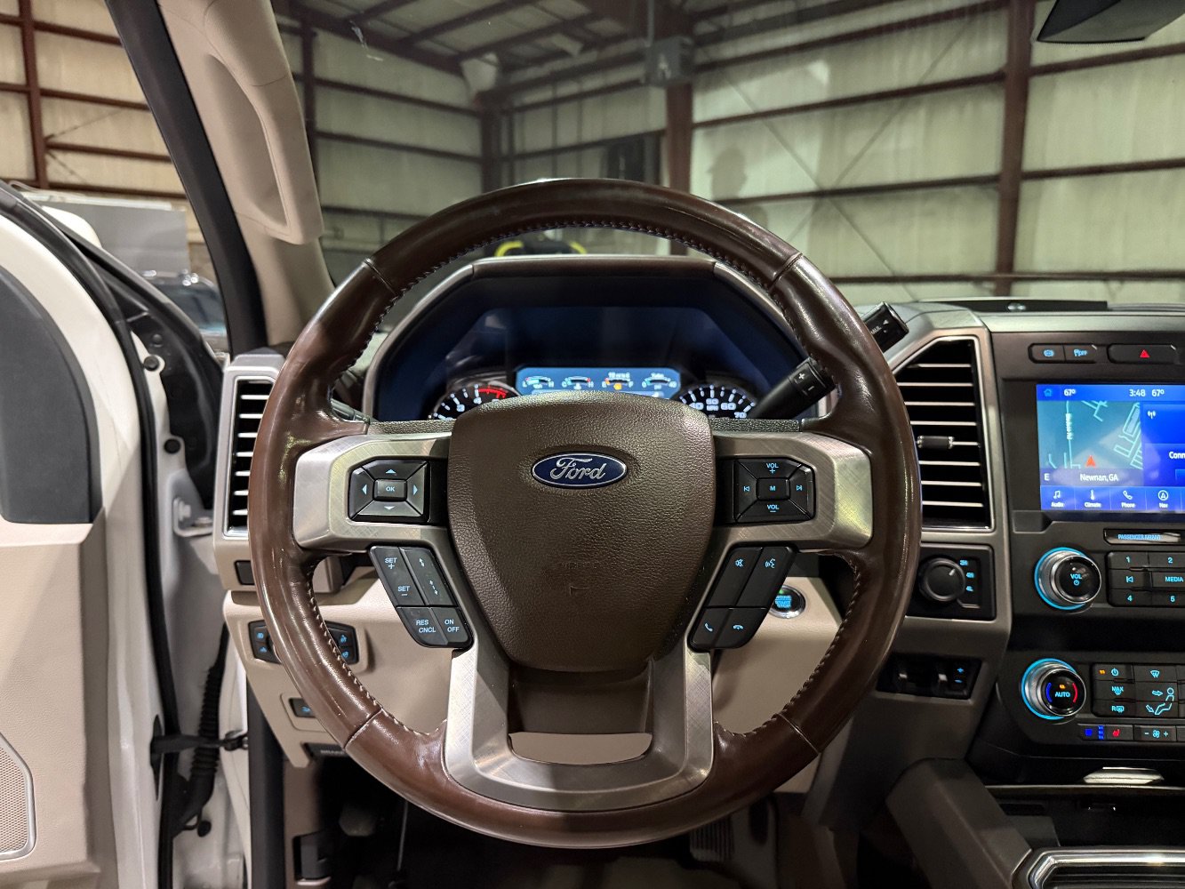 Used 2019 Ford F250 Limited w/ Snow Plow Prep Package AWD/4WD image 28