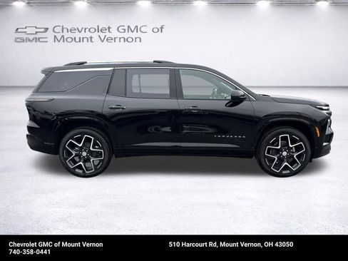 New 2026 Chevrolet Traverse High Country w/ LPO, Floor Liner Package AWD/4WD image 7