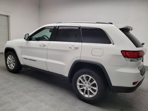 Used 2021 Jeep Grand Cherokee Laredo AWD/4WD image 3