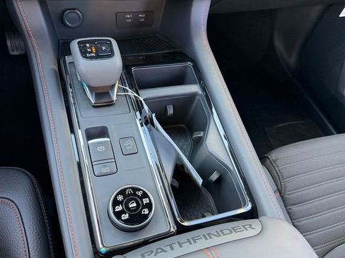 New 2026 Nissan Pathfinder Rock Creek AWD/4WD image 18