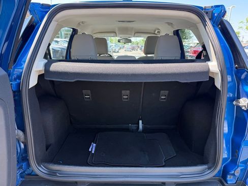 Used 2020 Ford EcoSport S AWD/4WD image 17