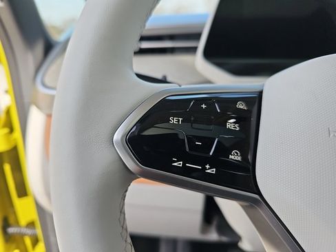 New 2025 Volkswagen ID. Buzz 1st Edition image 18