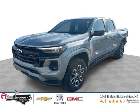 Used 2026 Chevrolet Colorado Z71 AWD/4WD image 1