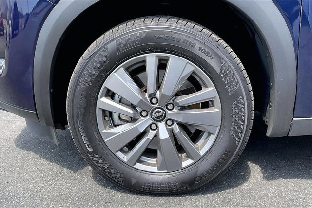 Certified 2025 Nissan Pathfinder SV AWD/4WD image 8