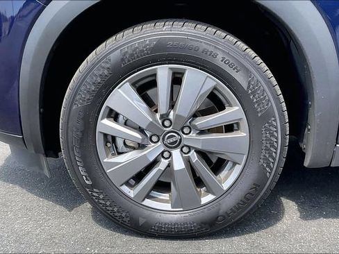 Certified 2025 Nissan Pathfinder SV AWD/4WD image 8