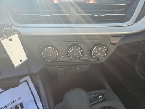 New 2026 Chevrolet Trax LS w/ LS Convenience Package image 37