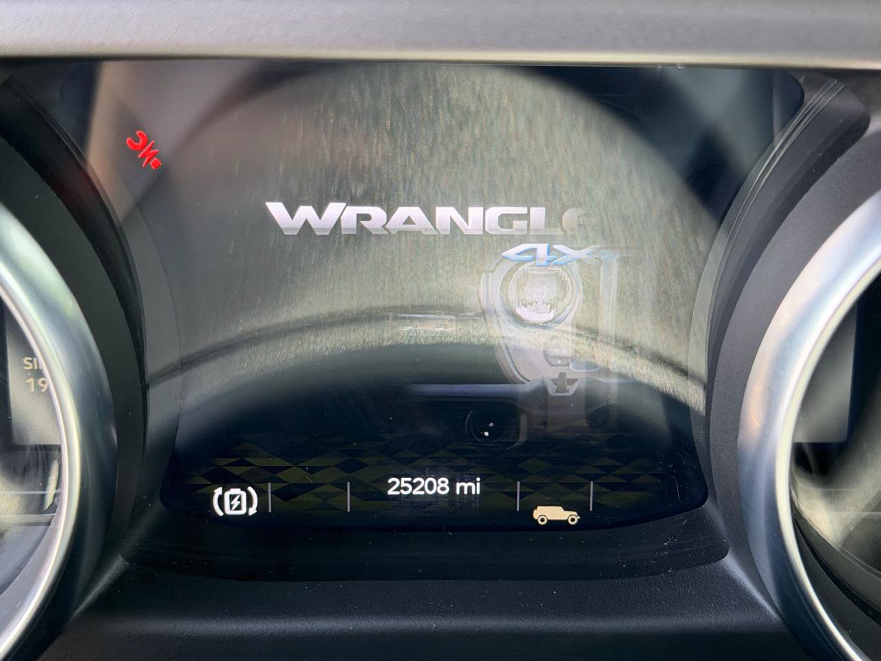 Used 2023 Jeep Wrangler Unlimited w/ Cold Weather Group AWD/4WD image 15