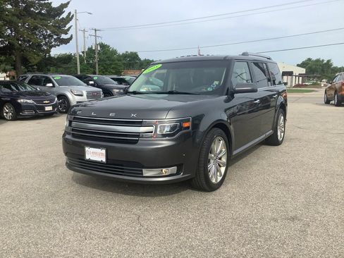 Used 2018 Ford Flex Limited w/ Equipment Group 303A AWD/4WD image 4