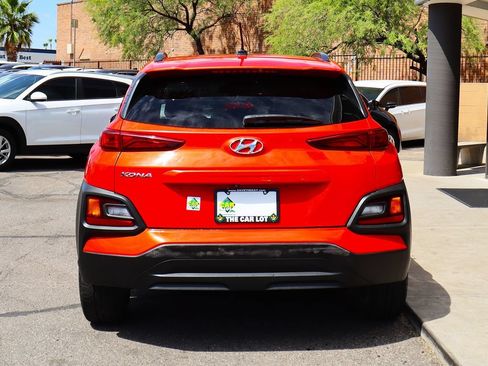 Used 2019 Hyundai Kona SEL w/ Cargo Package FWD image 11