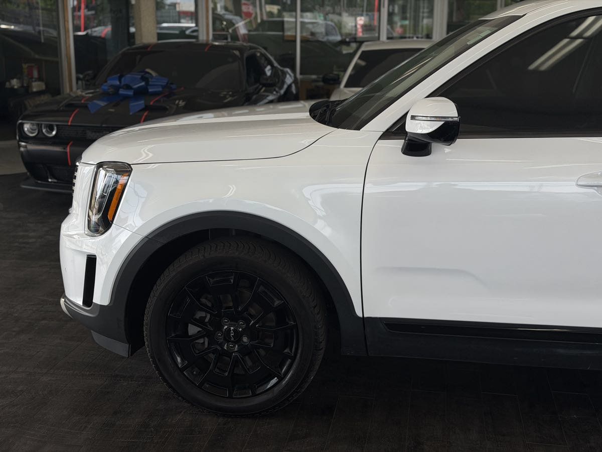 Used 2022 Kia Telluride SX w/ SX Prestige Package AWD/4WD image 13