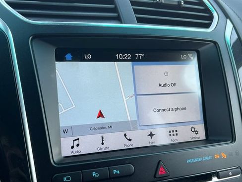 Used 2017 Ford Explorer Platinum AWD/4WD image 8