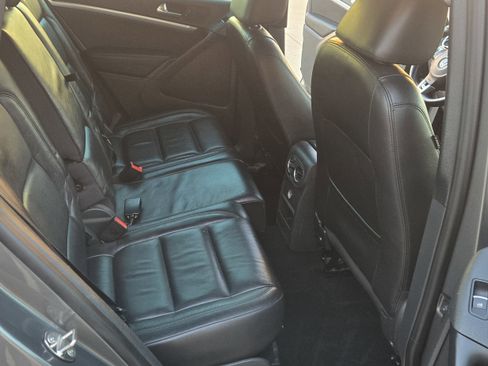 Used 2014 Volkswagen Tiguan R-Line image 24