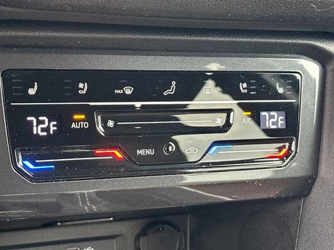Certified 2024 Volkswagen Tiguan SEL R-Line AWD/4WD image 17