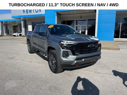 Used 2024 Chevrolet Colorado Z71 w/ Z71 Convenience Package 2
