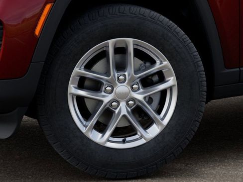New 2025 Jeep Grand Cherokee Laredo w/ Luxury Tech Group I AWD/4WD image 8