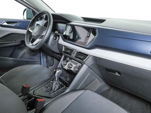 Used 2023 Volkswagen Taos SE FWD image 21