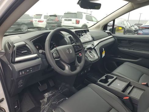 New 2026 Honda Odyssey Touring image 18