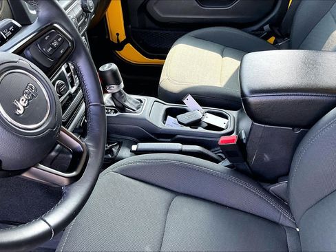 Used 2019 Jeep Wrangler Unlimited Sport S AWD/4WD image 16