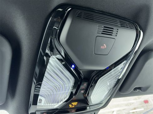 Used 2025 BMW X4 xDrive30i image 37