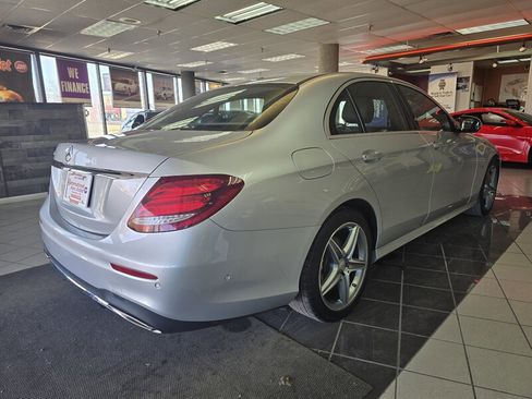 Used 2017 Mercedes-Benz E 300 image 5