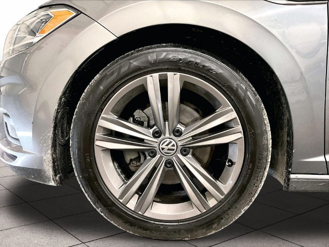 Used 2021 Volkswagen Jetta R-Line FWD image 9