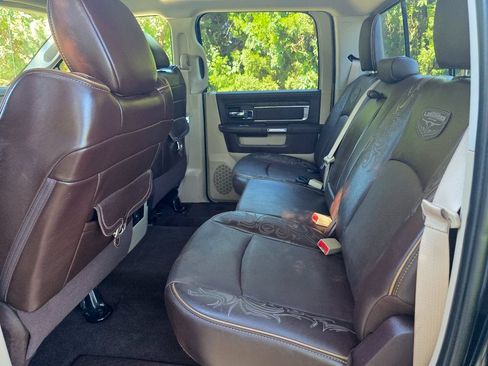 Used 2015 RAM 2500 Longhorn AWD/4WD image 12
