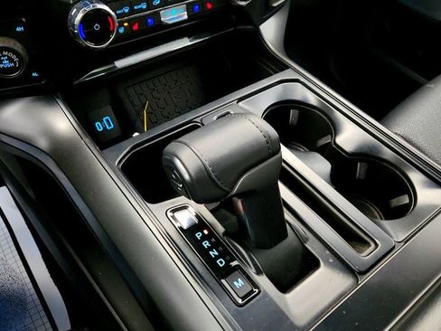 Used 2024 Ford F150 Lariat w/ Equipment Group 502A High image 16