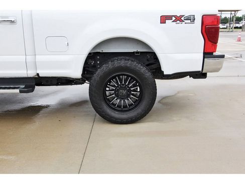 Certified 2022 Ford F350 Lariat w/ Chrome Package AWD/4WD image 32