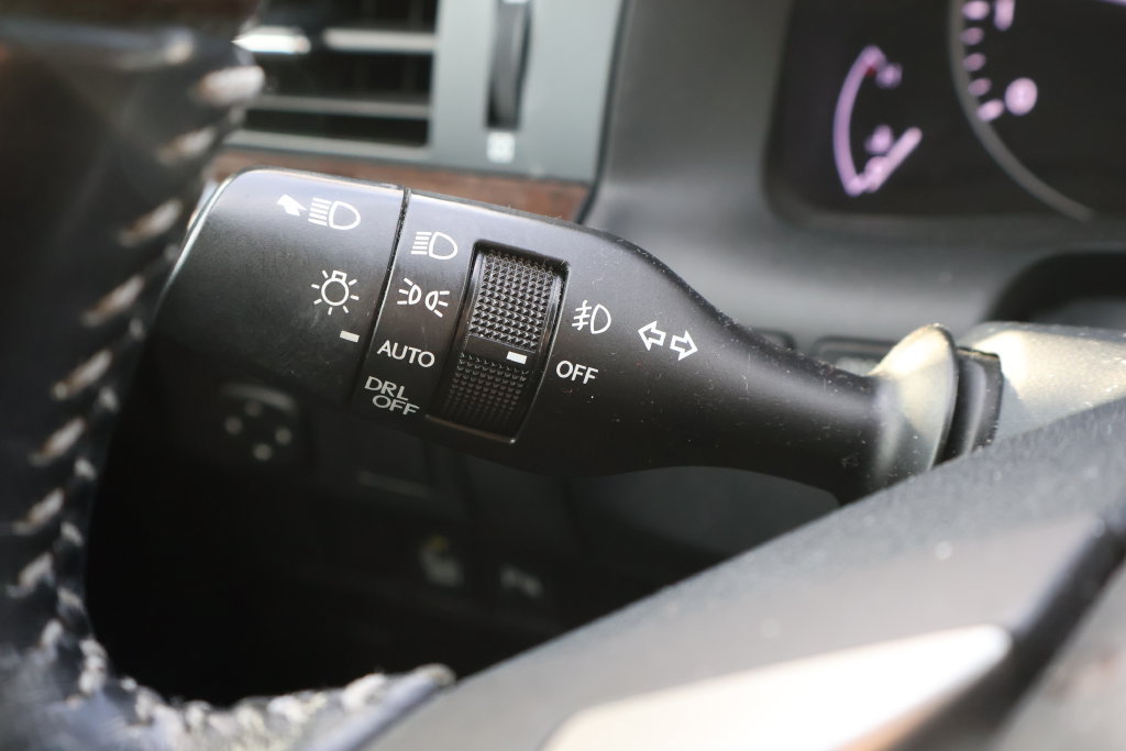 Used 2014 Lexus ES 350 w/ Ultra Luxury Package FWD image 20