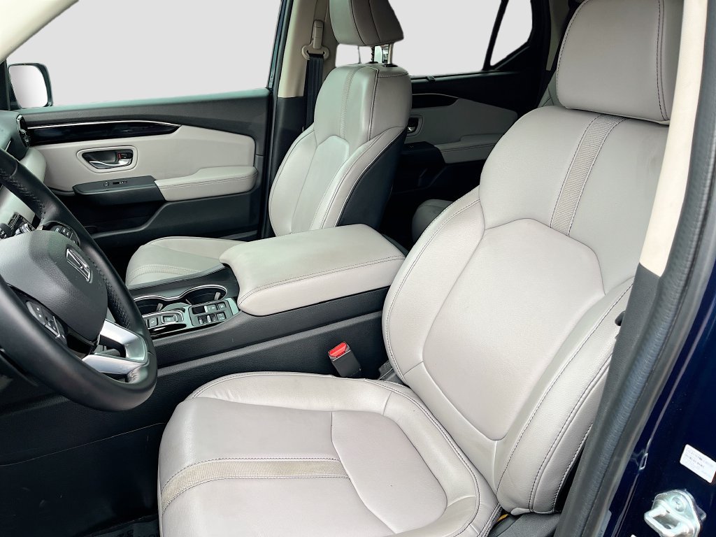 Used 2025 Honda Pilot Touring image 21