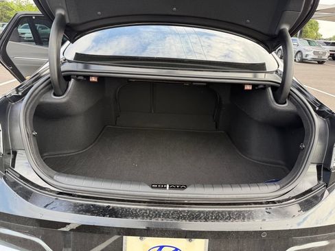 Certified 2025 Hyundai Sonata Limited FWD image 27