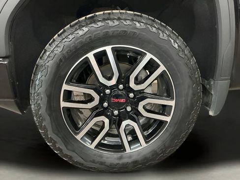 Used 2021 GMC Sierra 1500 AT4 image 32
