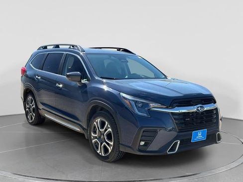 Used 2024 Subaru Ascent Touring w/ Popular Package #2 AWD/4WD image 7