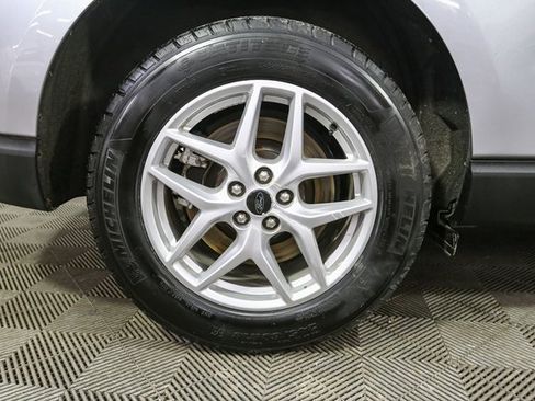 Used 2024 Ford Edge SEL w/ Convenience Package image 16