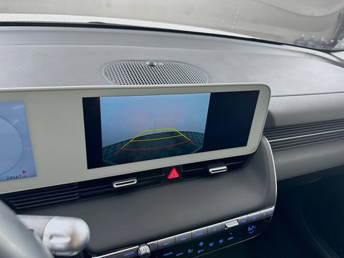 Used 2024 Hyundai Ioniq 5 SEL image 22