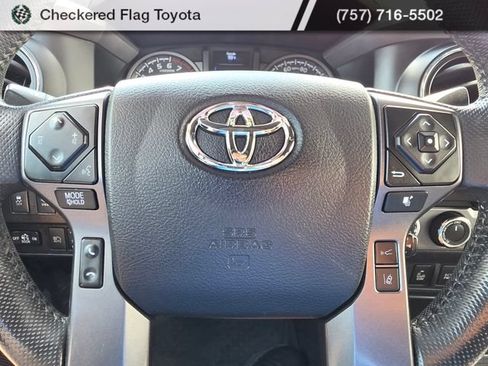 Used 2022 Toyota Tacoma TRD Sport w/ TRD Premium Sport Package AWD/4WD image 20