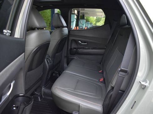 Used 2022 Hyundai Santa Cruz Limited AWD/4WD image 10