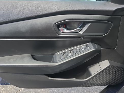 Used 2023 Honda Accord EX image 24