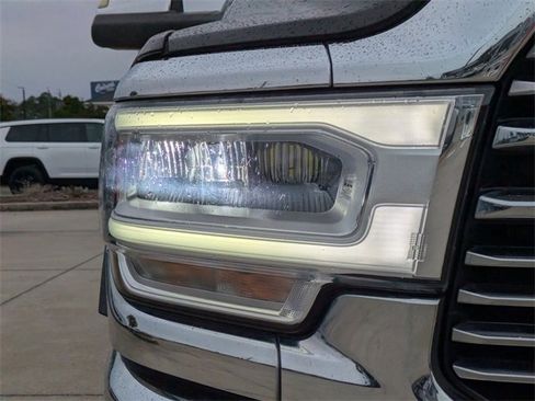 Used 2019 RAM 2500 Laramie image 10