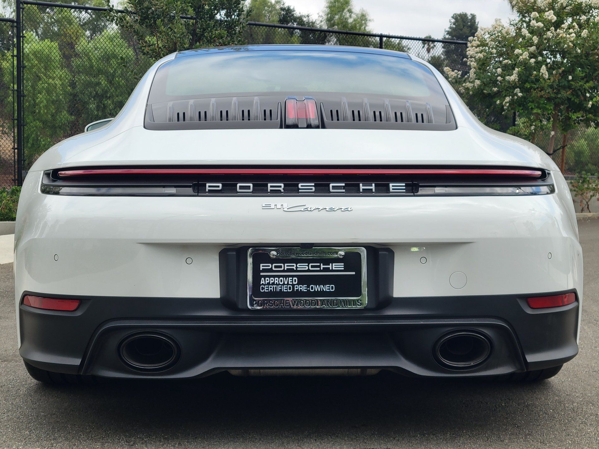 Certified 2025 Porsche 911 Carrera RWD image 6