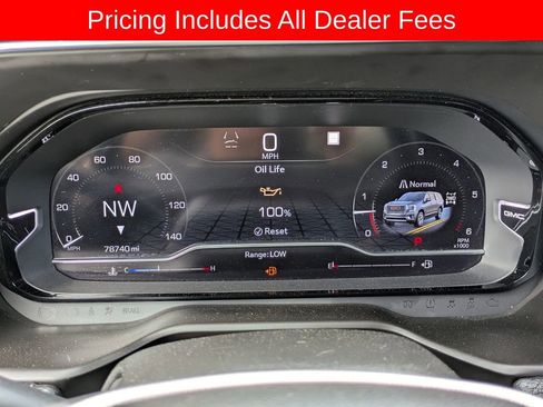 Used 2022 GMC Yukon Denali w/ Advanced Technology Package AWD/4WD image 30